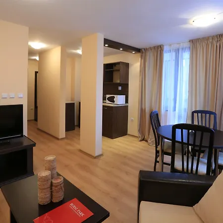 Royal Park & 4* Банско