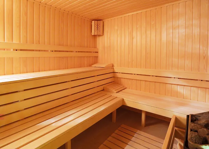 Royal Park By Astoria Collection