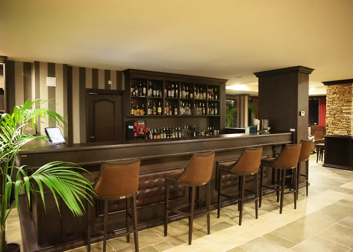 Royal Park By Astoria Collection Hotel