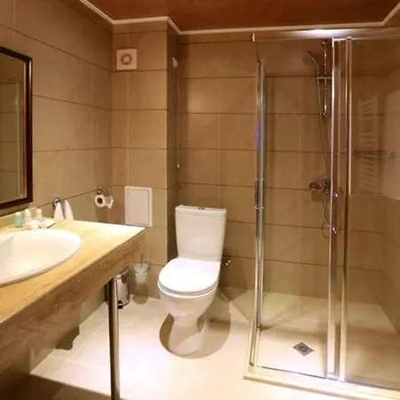 Hotel Royal Park Hotel By Astoria Collection