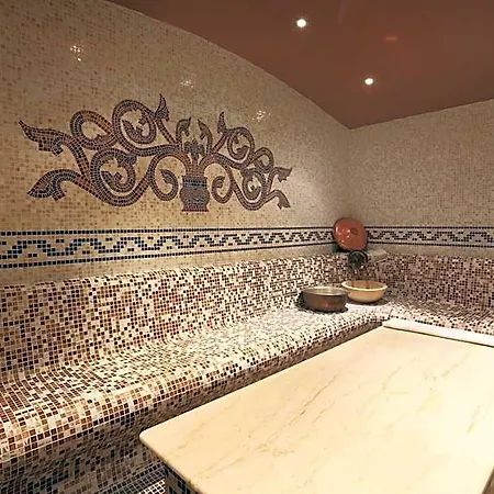 Royal Park By Astoria Collection Hotel 4*