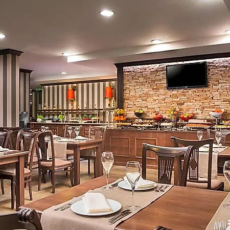 Royal Park By Astoria Collection Hotel 4*
