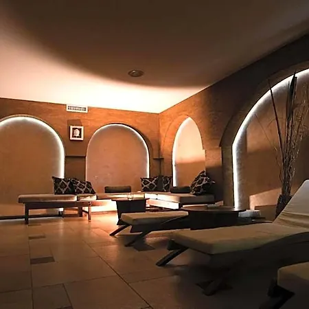 Royal Park By Astoria Collection Hotel 4*