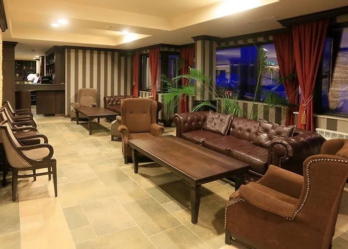 Royal Park By Astoria Collection מלון 4*